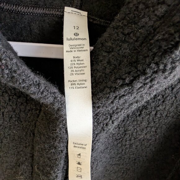 Lululemon Held in Warmth Sherpa Jacket - Picture 15 of 16
